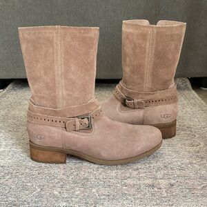 UGG Australia Boot Women’s 11 Sheepskin Sherpa Lining NWOT Brown Tan Boots